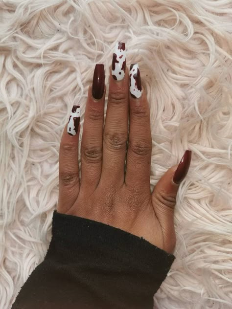 Wild West Nails, Cowboy Nails Design, Rodeo Nails Designs, Cowgirl Nails Designs, Reverse Nails, Cow Print Nail Designs, Nails Cowgirl, Punchy Nails, Cowgirl Nails