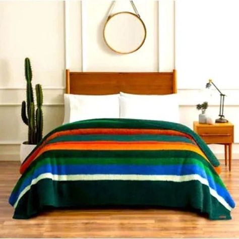 Pendleton Sherpa Fleece Queen Blanket 98" X 92" - Twin 66” X 92” Pendleton: -100% Polyester Sherpa Fleece -Top Side Is Printed - Back Side Is Solid -Queen Size Measures Approximately 98" X 92" -Machine Washable -New In Package As Pictured Would Make A Great Gift For A Loved One! Pendleton Bedroom, Pendleton Bedding, Pendleton Wool Blanket, Style List, King Size Blanket, Pendleton Blanket, Wool Throw Blanket, Queen Blanket, Twin Blanket