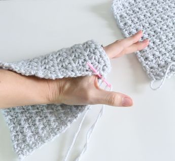 Easy beginner crochet wristers (fingerless gloves) - Melanie Ham Crocheted Hand Warmers, How To Crochet Hand Warmers, Hand Warmers Crochet Pattern, Crochet Hand Warmers Free Pattern, Hand Warmer Crochet, Hand Warmers Crochet, Crochet Handwarmers, Melanie Ham, Crochet Fingerless Gloves Free Pattern