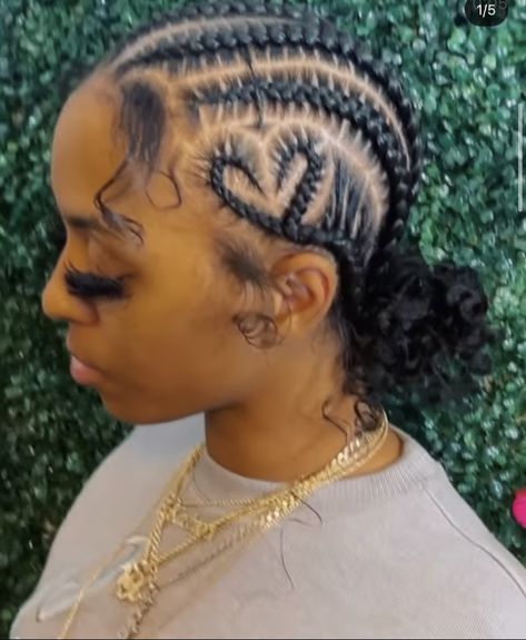 Straight Back With Heart, Cornrows With Heart Design, Stitch Braids With Curls, April Hairstyles, Straight Back Braids, Bun With Curls, Protective Braids, Scalp Braids, Back Braid