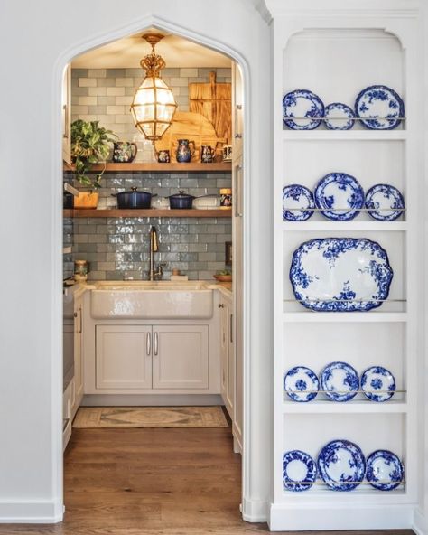 Butler's Pantry Inspiration Round Up Latest Kitchen Trends, Pantry Inspiration, Cottage Journal, Butler’s Pantry, Kitchen Pantry Design, Butler's Pantry, Pantry Design, Kitchen Trends, Kitchen Pantry