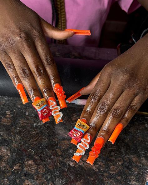 𝒮𝐻𝒜𝐸 𝐼𝑀𝒜𝒩𝐼💙 (@_slaybyshaee) • Instagram photos and videos Cheeto Nails, Lay Lay, Food Nails, Frito Lay, Nails Designs, Nail Colors, Acrylic Nails, Nail Designs, Instagram Photos