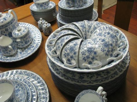 How to Store Your China Set. China Storage, China Hutch, China Cabinet Display, China Set, China Dishes, China Display, How To Store, Blue And White China, China Cups