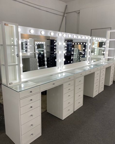 Customised our Bestseller series to dream vanity today with us and enjoy big saving when you place your order with us😍 Wanna enjoy big saving and achieve your dream vanity today? Link in the bio to purchase or chat with our team for assistance ❤️ 🎀 . 🎀 . 🎀 . 🎀 #vanity #vanitymakeup #vanitymirror #vanitytable #vanityunit #VanityRoom #VanitySalon #vanitygoals #vanitystorage #vanitydecor #vanitybeautysg #makeup #makeupartist #makeupaddict #makeupjunkie #makeupblogger #makeuplove #makeupblog... Huge Vanity, Big Vanity, Vanity Tour, Vanity Setup, Dream Dressing Room, Makeup Studio Decor, Dream Vanity, Makeover Studio, Beauty Room Vanity