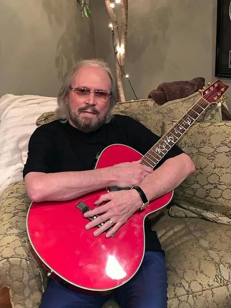 Warren Haynes, Cool Nike Wallpapers, Andy Gibb, I Love You Pictures, Barry Gibb, New Photo Download, Nike Wallpaper, Good Quotes For Instagram, Stars Then And Now