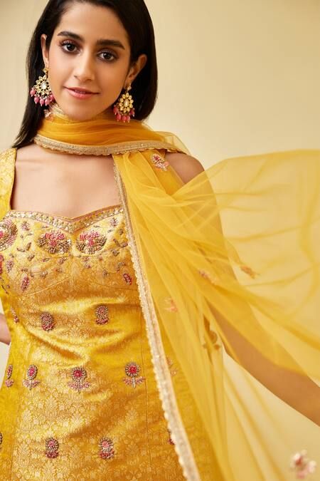 Buy Yellow Brocade Woven Floral Sweetheart Sleeveless Kurta Sharara Set For Women by Shyam Narayan Prasad Online at Aza Fashions.