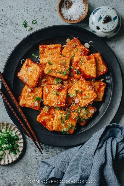 Pan Fried Tofu (脆皮豆腐) - Omnivore's Cookbook Denji Aesthetic, Pan Fried Hamburgers, Stovetop Meals, Tofu Bites, Food Mediterranean, Beef Fried Rice, Vegetarian Oyster Sauce, Pan Fried Tofu, Vegan Chinese