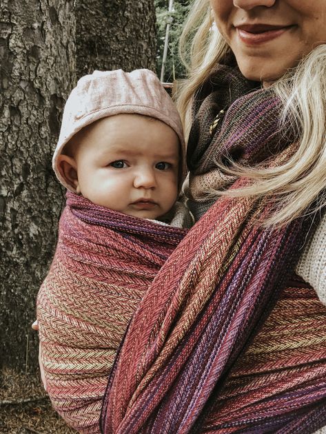 Beginner's Guide to Woven Wraps - Living in Color Baby Wrapping, Baby Wrap, How To Wrap Baby Carrier, Baby Wrap Tutorial, Diy Baby Carrier Wrap, Woven Wrap Carries, Diy Baby Wrap, Best Baby Wrap Carrier, Diy Baby Carrier Wrap With Blanket