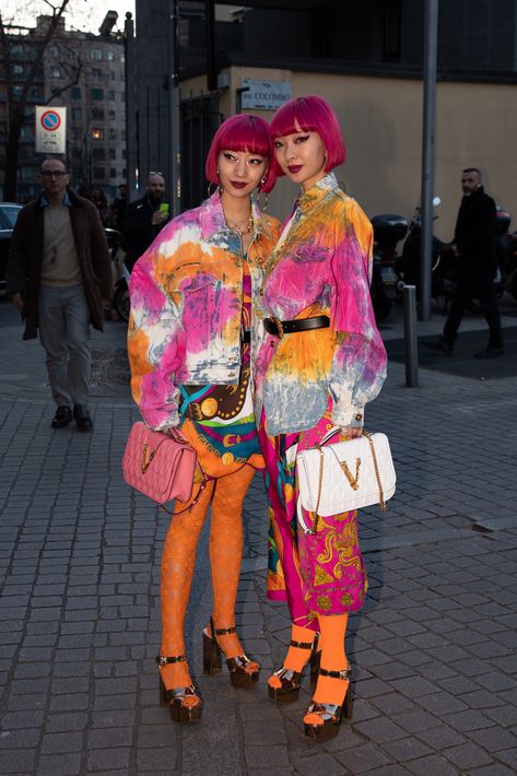 Pink Maximalist Outfit, Pink Maximalist, Maximal Style, Maximalist Outfit, Maximalist Outfits, Orange Outfits, Maximalist Fashion, Japan Fashion Street, Extreme Fashion