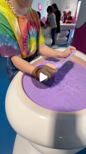 Slime Games For Kids, Crunchy Slime Asmr Videos, Homemade Slime For Kids, Sloomoo Institute, Museum Kids Activities, Fun Crafts To Do At Home, Bubble Solution Recipe, Slime Names, Slime Lab