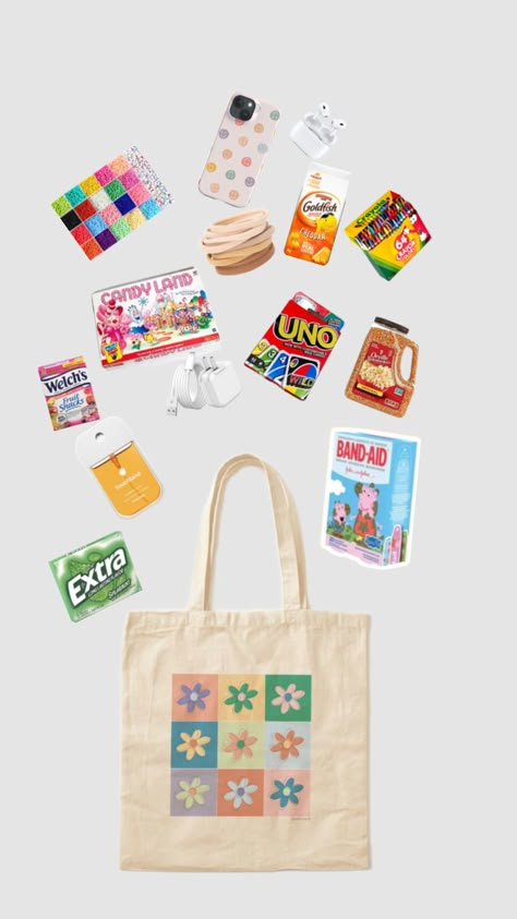 Babysitting bag #babysitter #bag #babysittingbag Babysitter Bag, Babysitting Bag, Babysitting Kit, Babysitting Hacks, Babysitting Activities, Babysitting Fun, Baby Turtles, Activity Kits, Colorful Candy