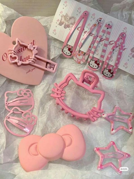 Hello Kitty Outfit, Hello Kitty Hair, Images Hello Kitty, Hello Kitty Room Decor, Hello Kitty Merchandise, Hello Kitty Gifts, Hello Kitty Things, Hello Kitty Makeup, Charmmy Kitty