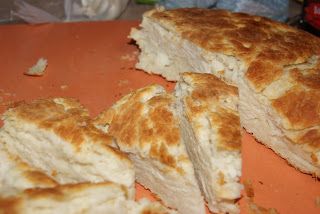 Baked Bannock, Bread Dumplings Recipes, Bannock Recipe, Bannock Bread, Stand Mixer Recipes, Irish Bread, Savory Breads, Little Cabin In The Woods, Cloud Bread