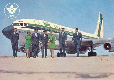 Saudi Airlines. 1970s. Arabia Airlines, Saudi Airlines, Jet Aviation, On The Wings Of Love, Airline Cabin Crew, Boeing 707, Old Planes, Boeing Aircraft, International Airlines