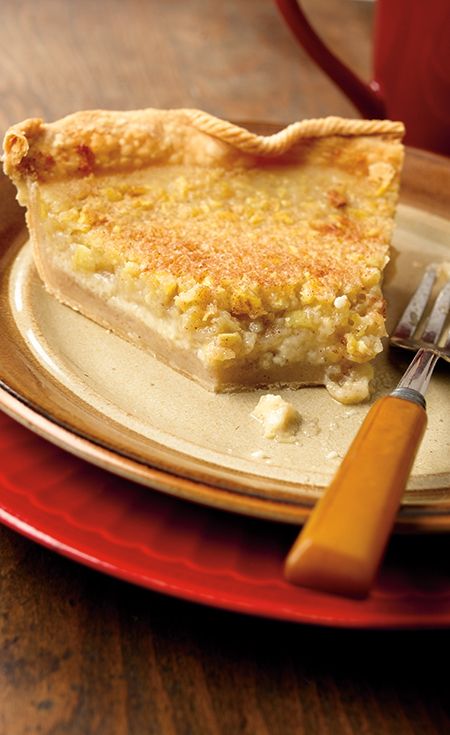 Yellow Squash Pie, Summer Squash Pie, Squash Pie Recipes, Squash Zucchini Recipes, State Recipes, Zucchini Dishes, North Carolina Food, Pig Pickin, Crescent Roll Breakfast Recipes