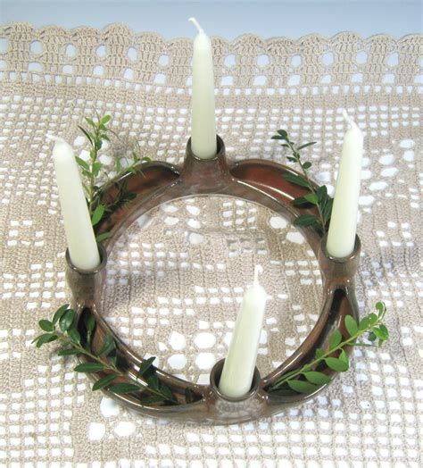 Advent Wreaths, Advent Candle Holder, Wreath Centerpiece, Advent Candle, Swedish Decor, Pottery Candle Holder, Advent Activities, Pottery Design, Lantern Ideas