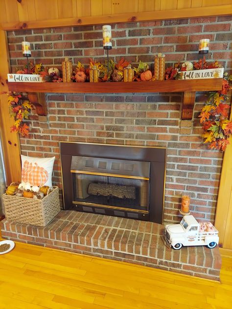 Holiday Mantle, Fall Decorations, Fall Decor, Fireplace, Home Decor, Home Décor