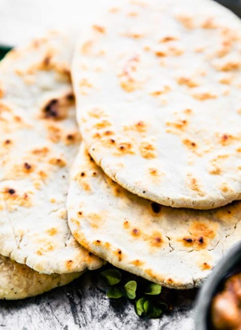 Paleo Staples, Cassava Recipes, Middle Eastern Bread, Cassava Flour Recipes, Indian Bread Recipes, Vegan Simple, Fodmap Friendly Recipes, Recipes With Naan Bread, Simple Meals