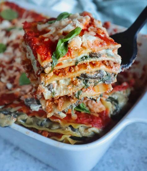 Vegan Lasagna Recipe (with the best Cashew Ricotta) Best Vegan Lasagna Recipe, Lasagna Vegan, Vegan Lasagna Recipe, Cashew Ricotta, Vegan Ground Beef, Stuffed Shells Ricotta, Vegan Ricotta, Lasagna Recipes, Vegan Lasagna