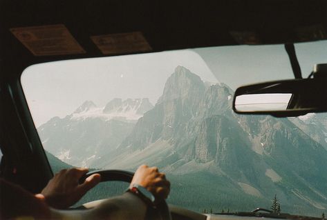 Pretty Places, Photography Inspo, Adventure Awaits, Travel Aesthetic, Van Life, Film Photography, A Car, The Great Outdoors, Photography Inspiration