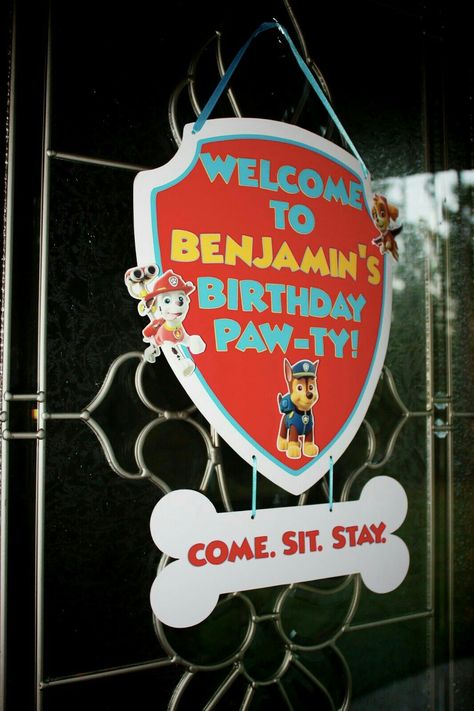 Paw Patrol Centerpiece, Paw Patrol Party Decorations, Paw Party, Anniversaire Diy, Birthday Inspiration, Paw Patrol Birthday Party, Patrol Party, Birthday Party Crafts, Paw Patrol Party