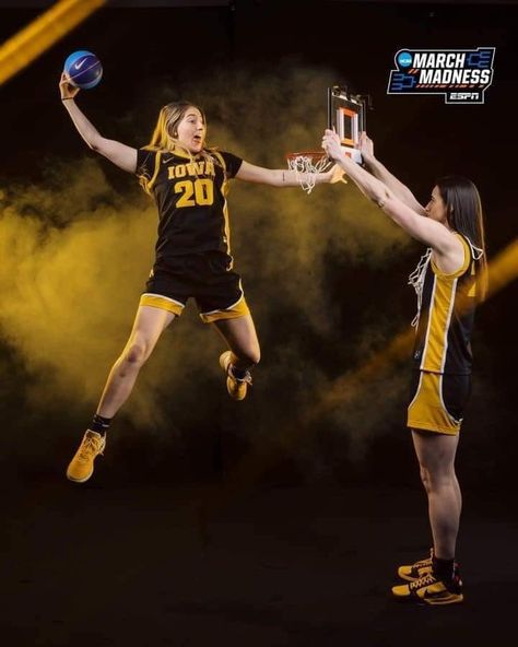 Basketball Media Day, Funny Basketball Pictures, Media Day Poses, Basketball Team Pictures, Athletic Wallpaper, Basketball Pictures Poses, Basketball Senior Pictures, Iowa Basketball, Basketball Girlfriend