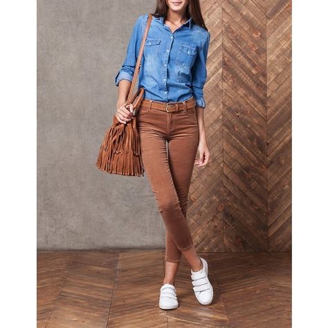 Jeans Combination, Jeans Marron, Outfit Ideas Jeans, Brown Pants Outfit, Camel Outfit, Camel Pants, Outfits Con Jeans, Outfits Jeans, Professional Appearance