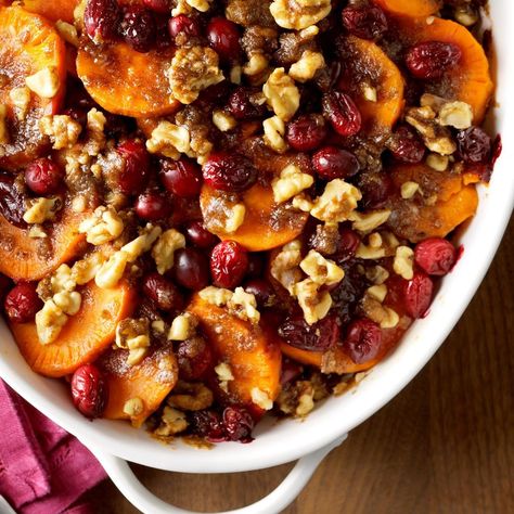 Sweet Potato Cranberry, Fall Casserole Recipes, Fall Casseroles, Cranberry Baking, Best Christmas Recipes, Fresh Spices, Cranberry Recipes, Thanksgiving Sides, Sweet Potato Casserole