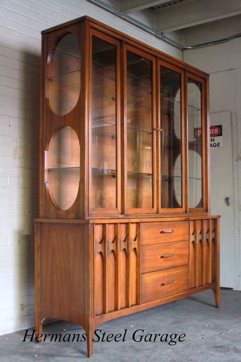 Hermans Steel Garage: Kent Coffey Perspecta China Cabinet Mid Century Modern China Cabinet, Odd Furniture, Franklin House, Modern China Cabinet, Kent Coffey Perspecta, Shelving Storage, Steel Garage, Mcm Furniture, Mcm Decor