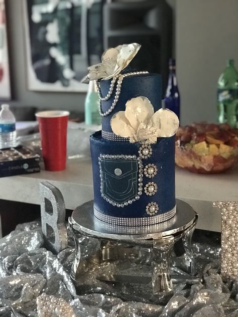 Denim And Diamonds Cake Ideas, Denim Cake Ideas, Denim Diamonds Theme Party, Denim Cake, Denim Themed Party, Diamond Theme Party, Diamond Wedding Cakes, Diamonds And Denim Party, Diamond Cake