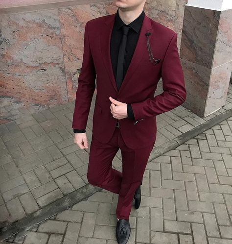 Red Prom Outfits For Guys, Maroon Suit Men, Dark Red Suit Men, Prom Suits For Men Unique, 3 Piece Suit Men Wedding, Dark Red Suit, Men Wedding Suit, Prom Outfits For Guys, Black And Red Suit