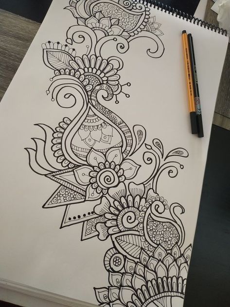 Freehand Mandala Drawing, Vignette Drawing Flower, Vignette Drawing Easy, Vignette Drawing, Freehand Mandala, Doodle Art Flowers, Zentangle Artwork, Mandala Art Therapy, Zen Doodle Art