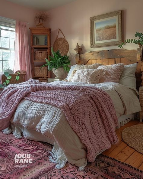 Pink Dream Bedroom, Blush Pink Bedroom, Feminine Home, Feminine Bedroom, Cosy Room, Bedroom Remodel, Warm Lighting, House Bedroom, Cute Bedroom Decor