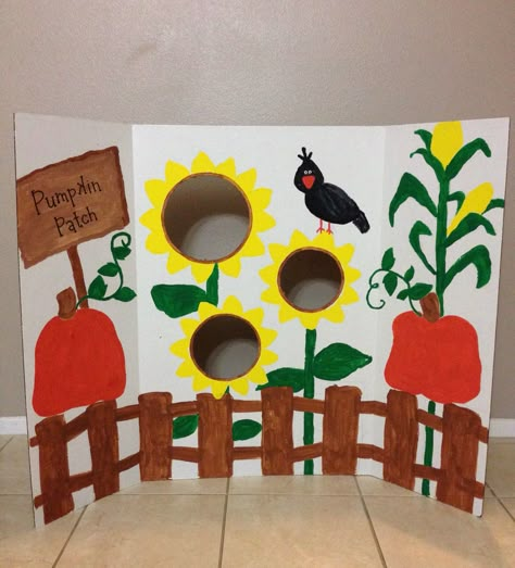 DIY fall festival bean bag toss game by painting a trifold display board Diy Fall Festival Games, Diy Fall Festival, Fall Festival Booth, Fall Carnival Games, Fall Festival Activities, Fall Festival Party, Fall Festival Decorations, School Fall Festival, Fall Festival Games