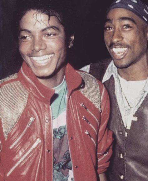 Tupac and Michael Jackson 💯  #michaeljackson #tupac #hiphop 90s Rap Aesthetic, Tupac Photos, 90s Rappers Aesthetic, Tupac Makaveli, Tupac Wallpaper, 90s Rappers, Tupac Pictures, 90s Rap, Biggie Smalls