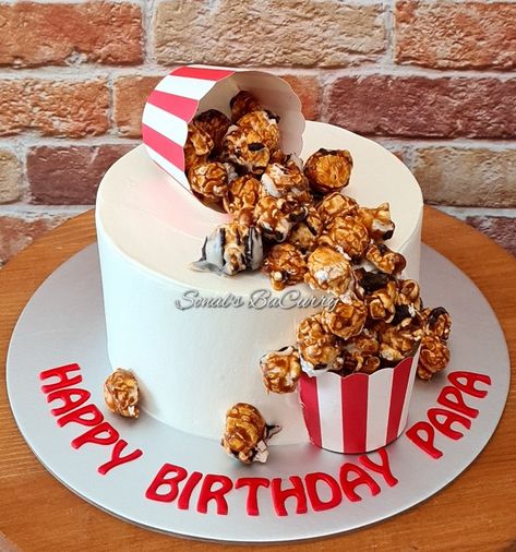 Popcorn Cake Design, Popcorn Theme Cake, Birthday Cake Popcorn, Popcorn Decorations, Popcorn Theme, Popcorn Cake, Movie Night Birthday Party, Dad Birthday Cakes, Movie Themed Party