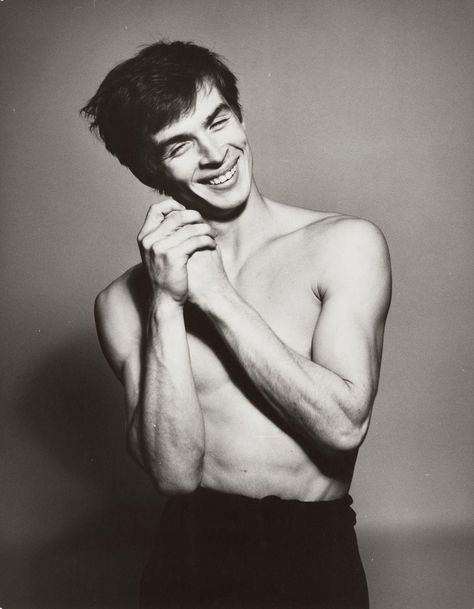 rudolf nureyev avedon - Margot Fonteyn, Dance Magazine, Ballet Russe, Rudolf Nureyev, Dance Forever, Male Ballet Dancers, Classical Ballet, Richard Avedon, Male Photography