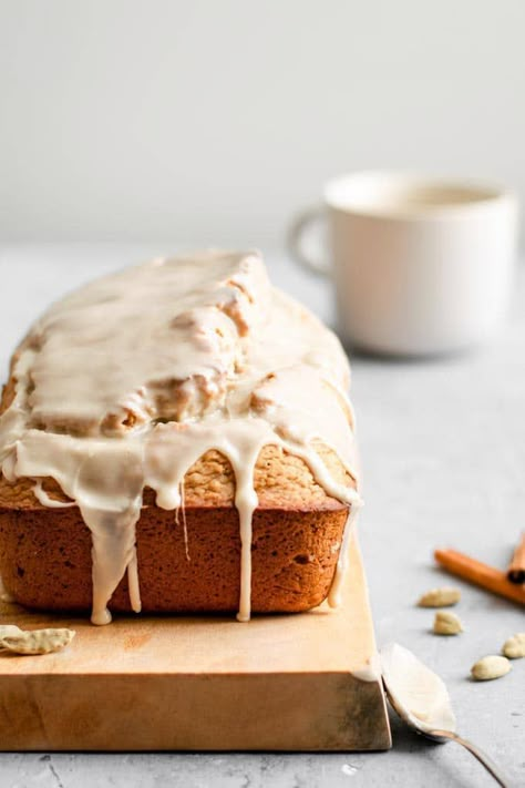 Chai Spice Loaf Cake - Vegan • The Curious Chickpea Spice Loaf Cake, Spice Loaf, Chai Cake, Pastas Recipes, Vegan Cake Recipes, Loaf Cakes, Cake Vegan, Desserts Vegan, Vegan Cakes