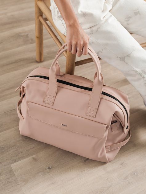 Hazy Lilac, Weekend Bags For Women, Big Travel Bag, Bags For Traveling, Weekend Bags, Weekender Bags, Leather Duffel, Bag Obsession, Bag Business