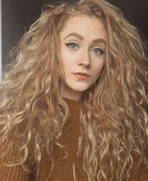 Janet Devlin, Real Beauty, The Incredibles, Tattoos, Music, Hair, Beauty