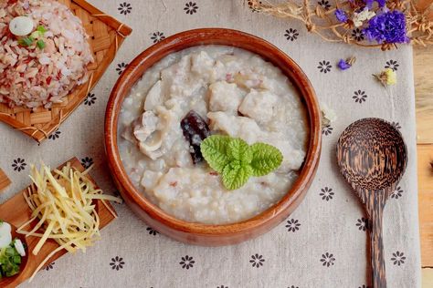 This Finnish Riisipuuro recipe is a tasty dish I discovered on a trip, and I just had to try it. It's a traditional, warm, and creamy rice porridge that comes from Finland. People there love to eat it, especially during the colder months. I was so excited to make this yummy treat and share it with my friends and family. When I first heard about the Finnish Riisipuuro recipe, I was curious to learn more. Finnish Rice Pudding, Finland Recipes, Finland People, Finland Food, Cold Environment, Finnish Christmas, Finnish Food, Salmon Soup, Finnish Recipes