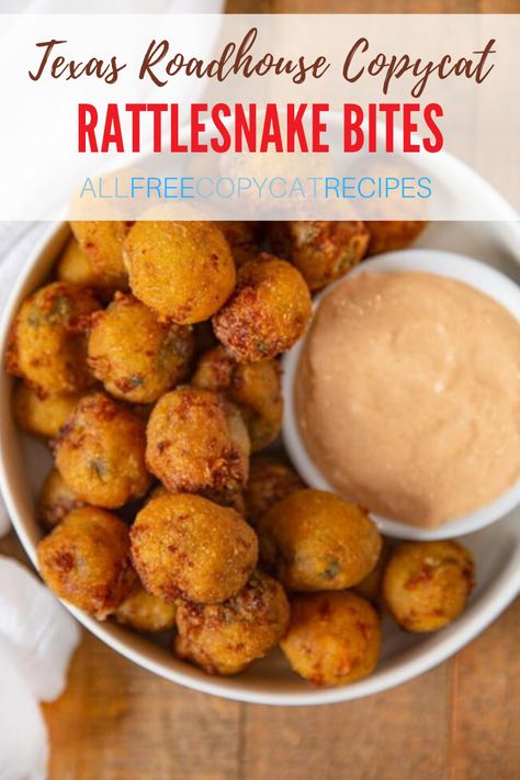 Texas Roadhouse Rattlesnake Bites, Fried Cheese Balls, Rattlesnake Bites, Winter Appetizers, Bbq Appetizers, Restaurant Appetizers, Slow Cooker Times, Fried Cheese, Thanksgiving Appetizer Recipes