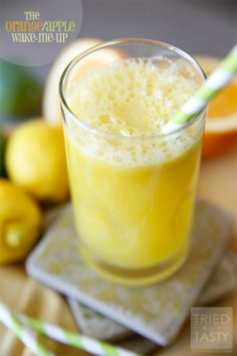 The Orange/Apple Wake-Me-Up // Tried and Tasty Orange Apple, Juice Fast, Citrus Juice, Morning Smoothie, Afternoon Snack, Mango Smoothie, Smoothie Shakes, Banana Smoothie, Smoothie Drinks