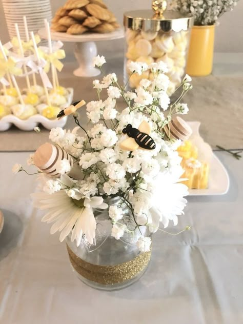 Pinterest Bee Theme Centerpiece, Bee Retirement Party, Bumblebee First Birthday Girl, Sweet To Bee One Birthday Party, Honey Bee Birthday Party Decorations, Bee First Birthday Party Girl, 1st Bee Day Party Ideas Girl, Happy Bee Day First Birthdays, First Bee Day Party Decorations