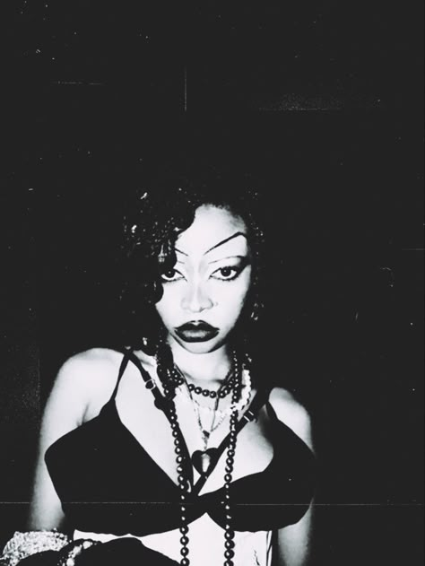 #vampiregoth #goth #gothstyle Black Goth Women, Afro Goth Aesthetic, Goth Celebrities, Black Goth Aesthetic, Goth Black Women, Gothic Black Women, Vampire Royalty, Poc Goth, Black Alternative Girl