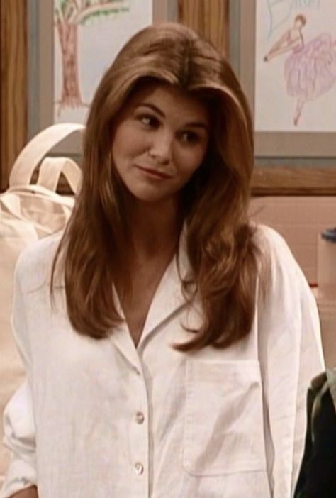 Becky Full House Hair, Aunt Becky Hair, Becky Full House, Feeling Crappy, Aunt Becky, 90s Hair, Lori Loughlin, House Aesthetic, House Clothes