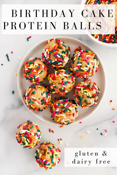 Confetti Cake Protein Balls, Birthday Cake Oatmeal Balls, Health Birthday Treats, Protein Balls Cake Batter, Protein Balls Birthday Cake, Funfetti Protein Balls, Healthy Birthday Cake Protein Balls, Birthday Protein Balls, Birthday Cake Protein Muffins