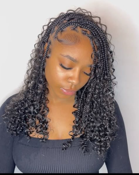 Braided Hairstyle Ideas For Black Women, Short Brown Boho Braids, Boho Flip Over Fulani Braids Bob, Boho Braids Bob Black Women, Side Part Boho Braids, Small Short Boho Knotless Braids, Picaboo Braids, Shoulder Length Boho Braids, Boho Knotless Braids Bob