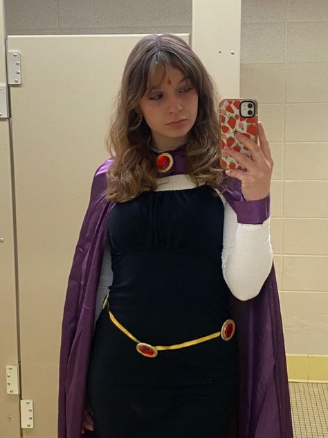 #raven #raveoutfit #halloween #fashion #fashion #tiktok #costumes #cosplay #cosplaying #animation #costumes Raven Halloween Costume Diy, Ravena Costume, Raven Teen Titans Go Outfit Halloween, Raven Halloween Costume Teen Titans, Raven Teen Titans Go Outfit, Raven Cosplay Diy, Raven Costume Diy, Raven Costume Teen Titans, Teen Titans Costume