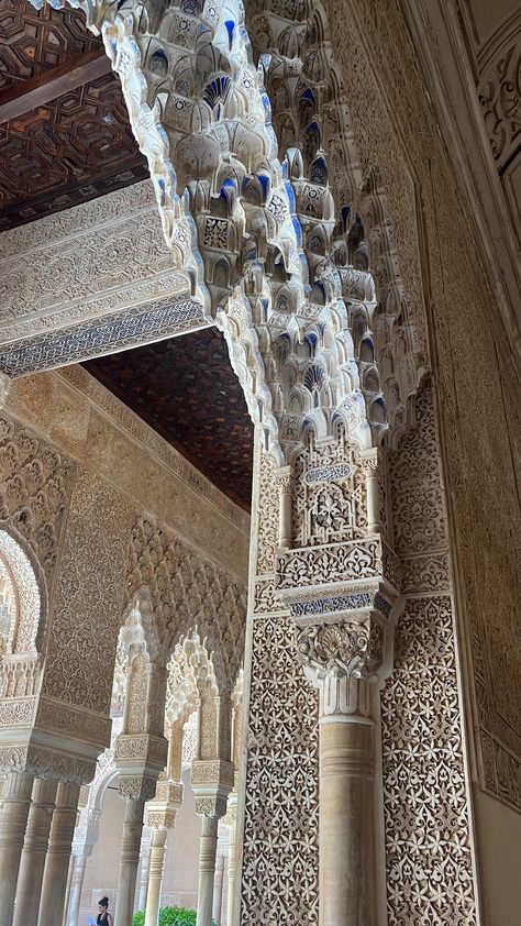 The Alhambra is a palace and fortress complex located in Granada, Andalusia, Spain. It is one of the most famous monuments of Islamic architecture and one of the best-preserved palaces of the historic Islamic world, in addition to containing notable examples of Spanish Renaissance architecture. Alhambra Palace Architecture, Palace Architecture, Alhambra Palace, Famous Monuments, Andalusia Spain, Granada Spain, Islamic World, Islamic Architecture, Andalusia